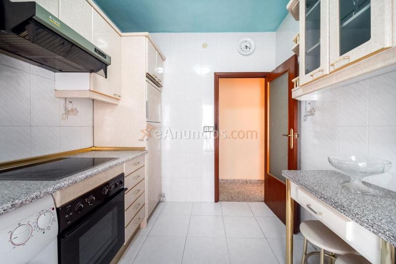 Apartamento en venta en  Yunquera de Henares