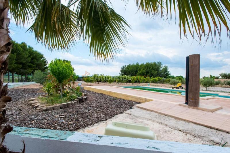 Adosado en venta en  Hellín