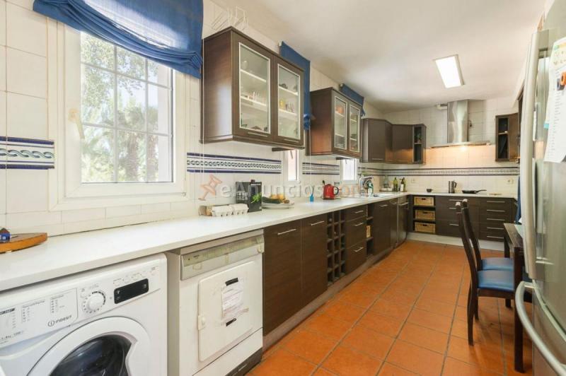 Adosado en venta en  El Olivar de Mirabal, Boadilla del Monte