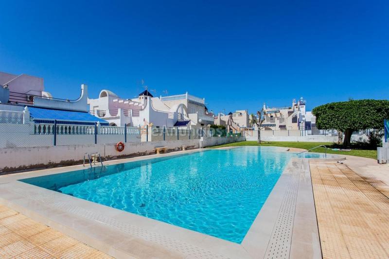 Duplex en venta en  La Siesta - El Salado - Torreta, Torrevieja