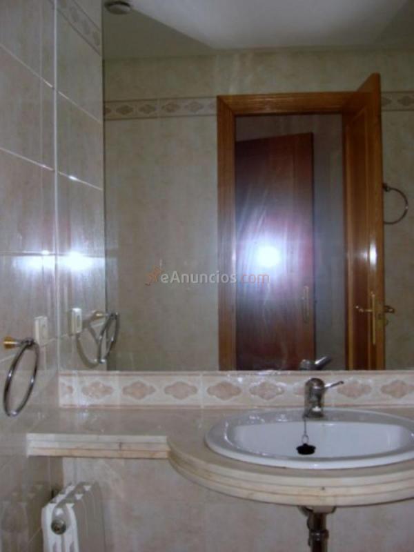 Casa en alquiler en Avenida DEL GOLF, Simancas