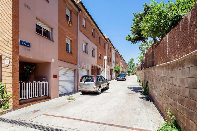 Adosado en venta en  Bufal, Badalona