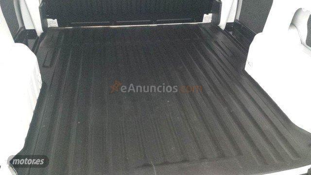 Citroen Berlingo FIRST 1. 6 HDI 75CV de 2008 con 116.200 Km por 4.900 EUR. en Salamanca