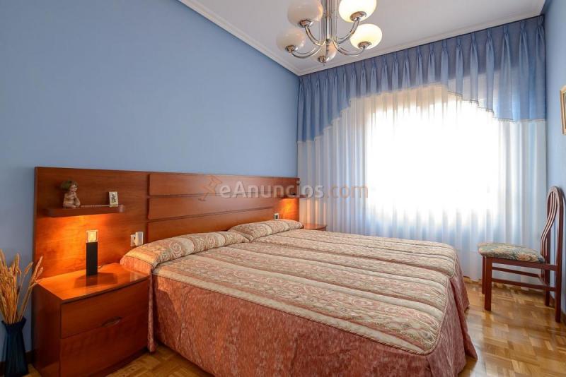 Apartamento en venta en Calle Vital Aza Álvarez-Buylla, La Villa - Bazuelo, Mieres del Camino