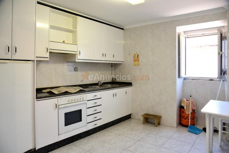 Adosado en venta en  Coles