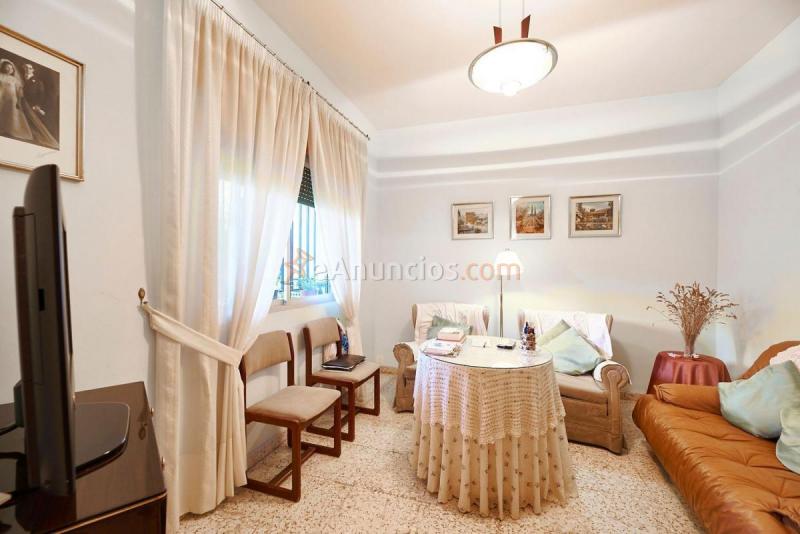 Adosado en venta en  Orgiva