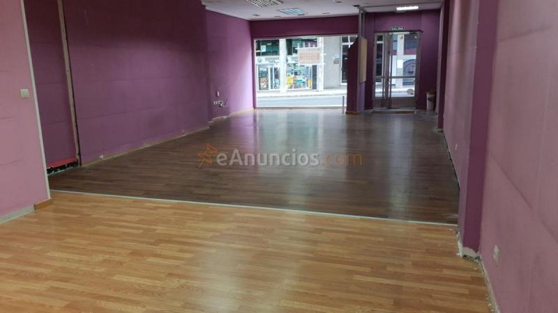 Local Comercial en venta en  ROSALIA DE CASTRO, Ensanche - Sar, Santiago de Compostela