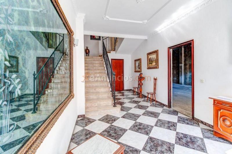 Adosado en venta en  Lopera