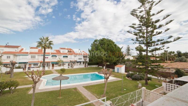 Adosado en venta en  Bellavista - Capiscol - Frank Espinós, San Juan de Alicante