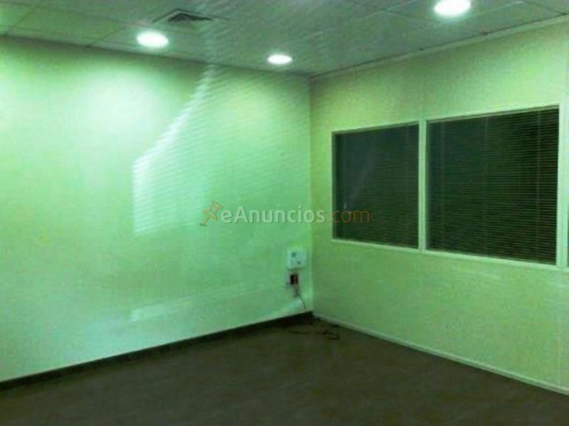 Local Comercial en venta en  Cervantes, El Parador, Roquetas de Mar