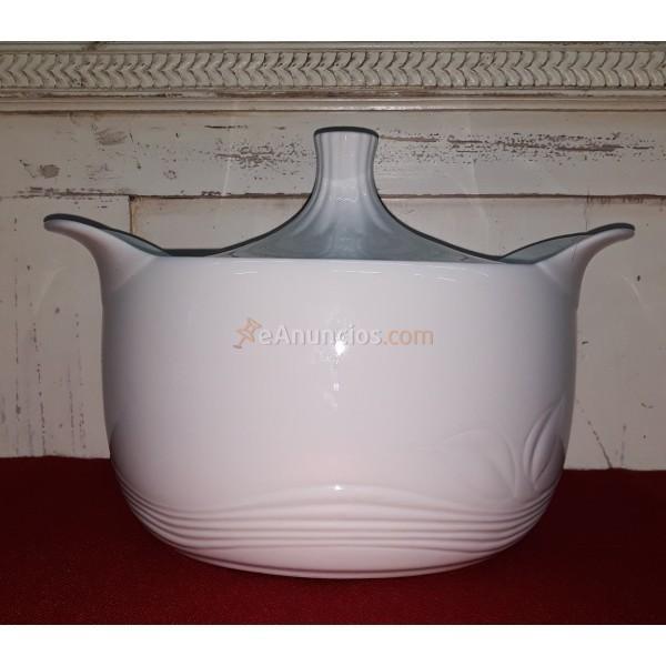 BONITA SOPERA DE PORCELANA BELL CHINA VIGO