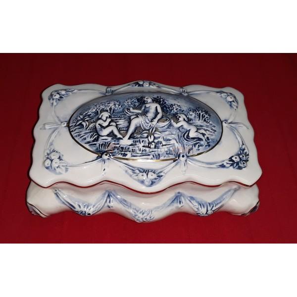 JOYERO DE PORCELANA  CAPODIMONTE ITALY