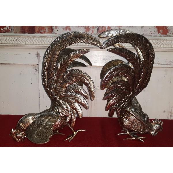 PAREJA DE GALLOS DE METAL MEDIADOS SIGLO XX