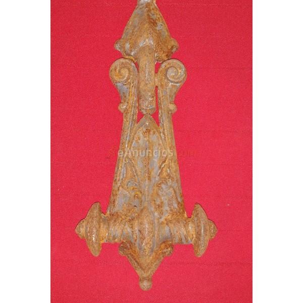 LLAMADOR DE HIERRO SIGLO XIX