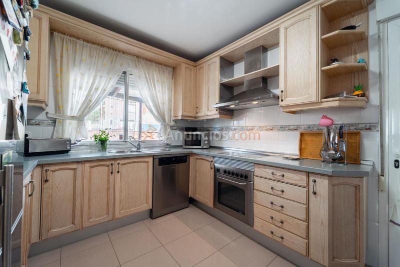 Adosado en venta en  Santorcaz