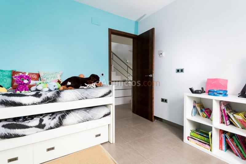 Adosado en venta en  Dexo-Lorbé, Oleiros