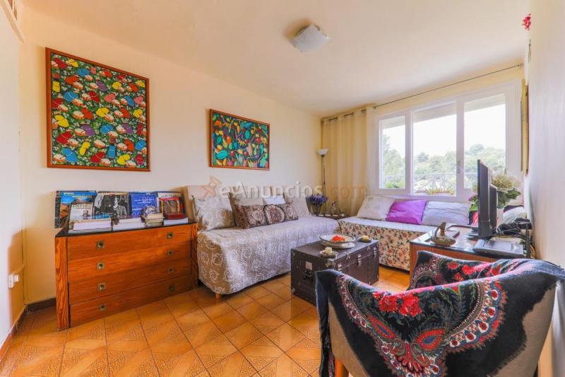 Apartamento en venta en  Nou Barris, Barcelona