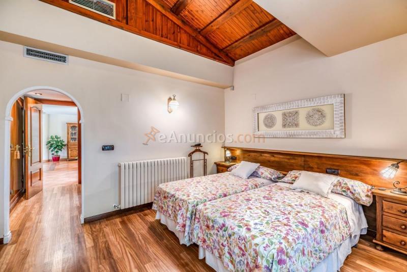 Adosado en venta en  Montecanal-Valdespartera-Rosales del Canal, Zaragoza