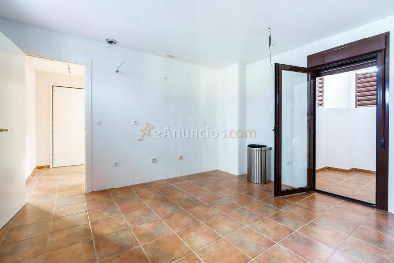 Adosado en venta en  Guillena