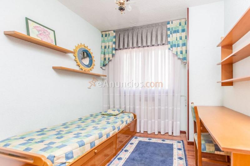 Adosado en venta en  Zarraton