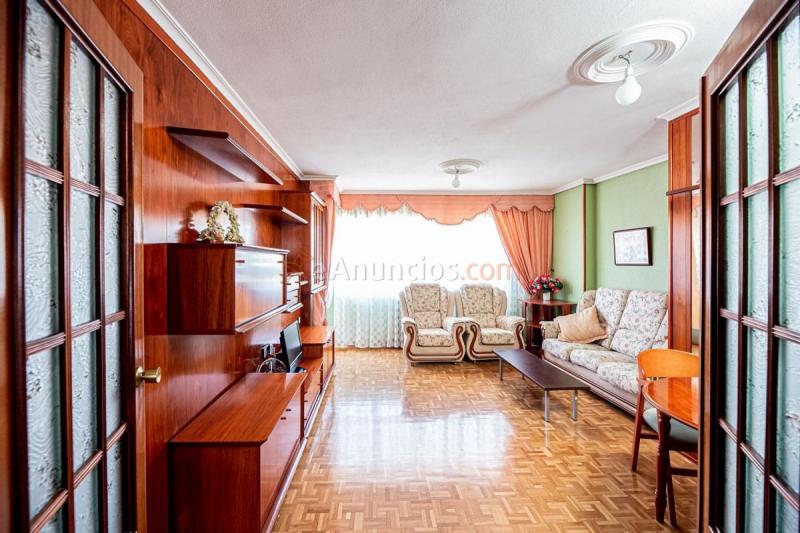 Apartamento en venta en Calle Caamaño, Delicias, Valladolid