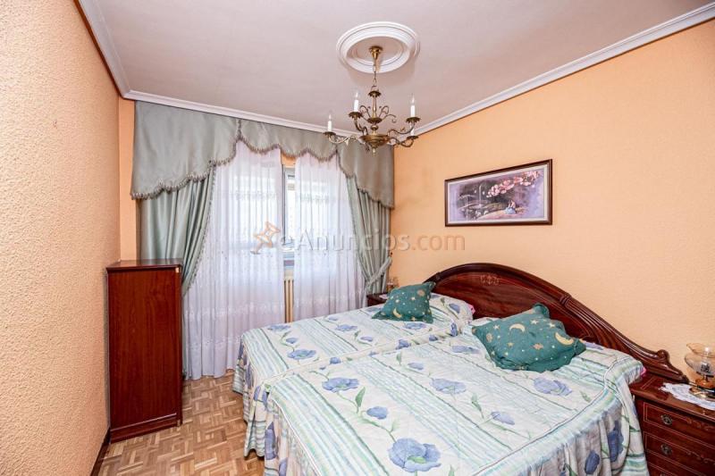 Apartamento en venta en Calle Caamaño, Delicias, Valladolid
