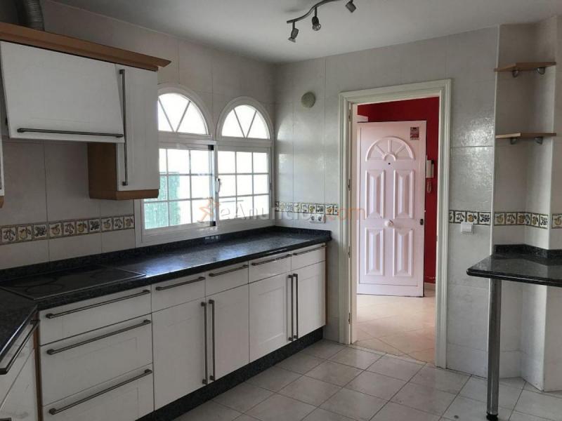 Adosado en venta en  Reina Doña Sofia, Torreblanca del Sol, Fuengirola