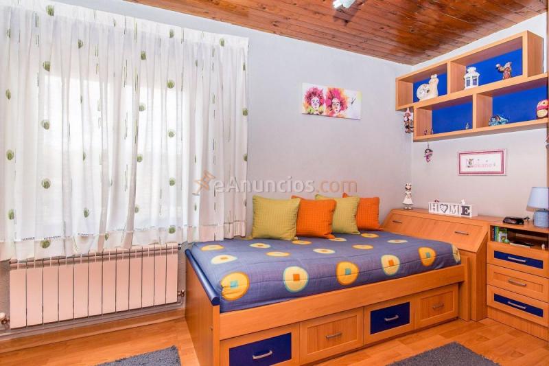 Adosado en venta en  Mansilla de las Mulas