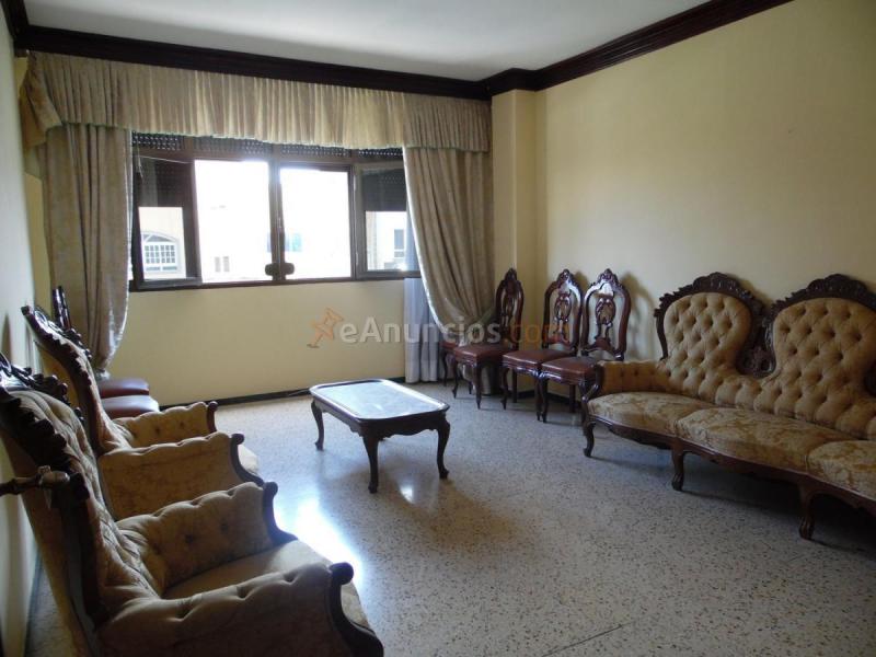 Casa en venta en  Av. Canarias, Vecindario-Los Llanos, Santa Lucía de Tirajana