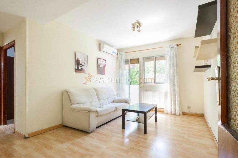 Apartamento en venta en  Ciudad Lineal, Madrid
