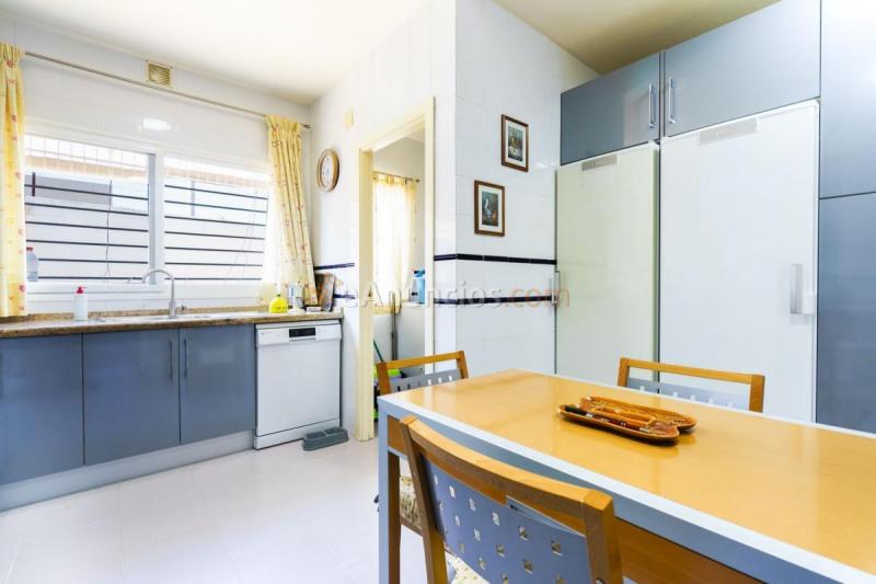 Adosado en venta en  Zona Colegio Europa, Espartinas