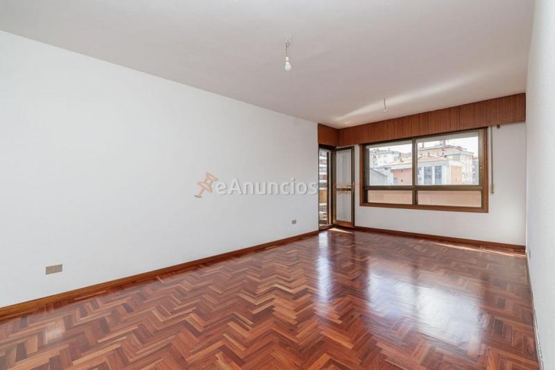 Apartamento en venta en  Centro urbano, Vigo