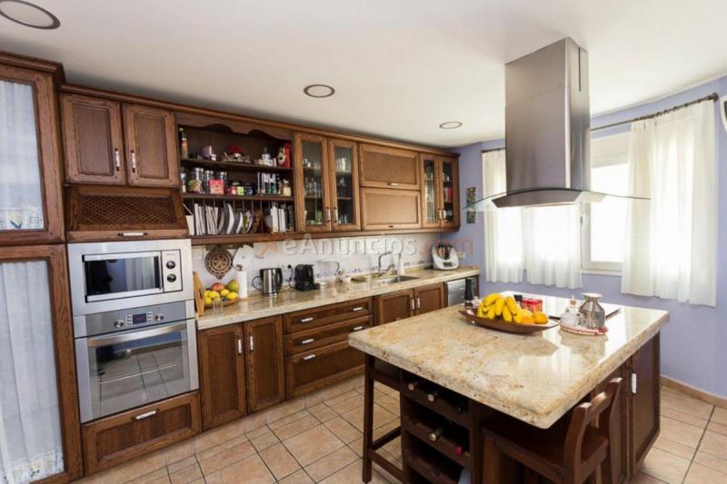 Adosado en venta en  Puerto de la Torre, Málaga