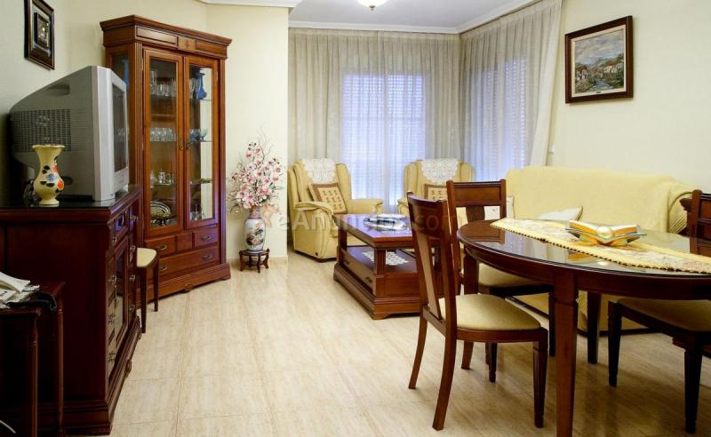 Apartamento en venta en  Linarejos, Linares