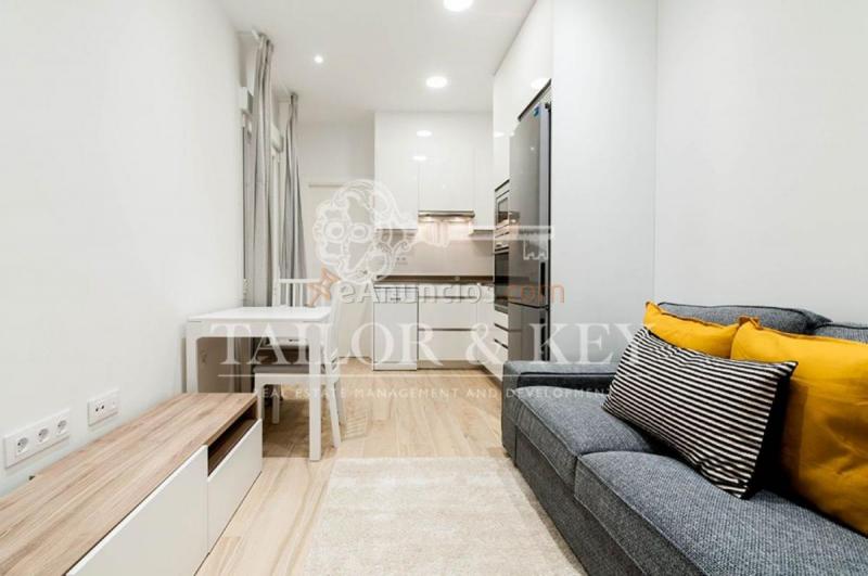 Apartamento en alquiler en Avenida de la Reina Victoria, Madrid, Tetuán, Madrid