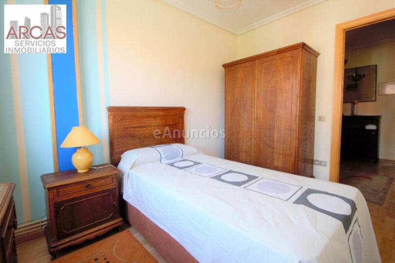 Apartamento en venta en  VIRGEN DE LA FUENCISLA, Ciudad Lineal, Madrid