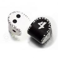 Qw set dado runico blanco y negro (d2 y d4)