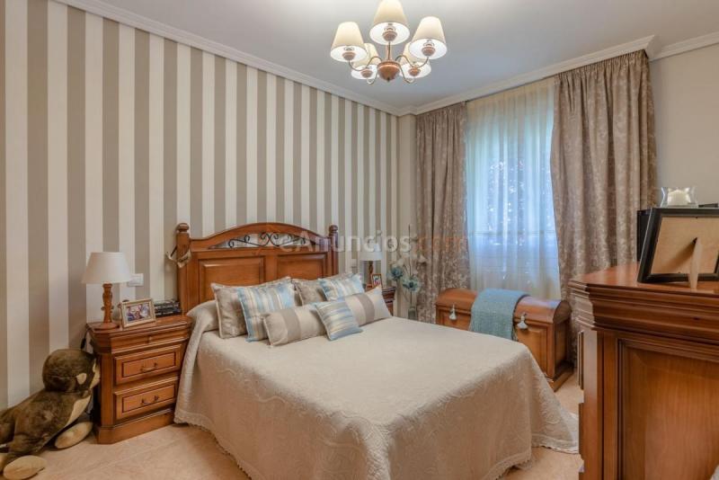 Adosado en venta en  Olias del Rey