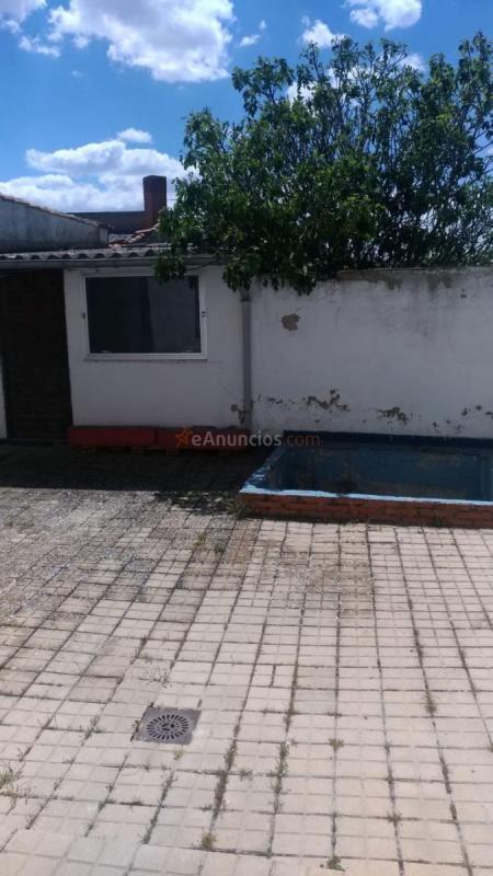 Casa Rural en venta en Calle Obispo Montoya, Grijota