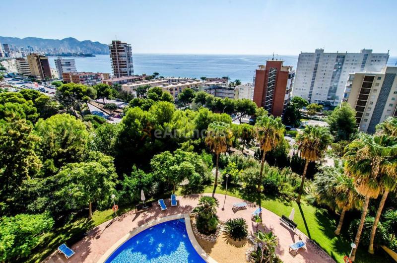 Apartamento en venta en  Cala de Finestrat, Finestrat