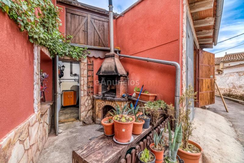 Adosado en venta en  Torrijo del Campo