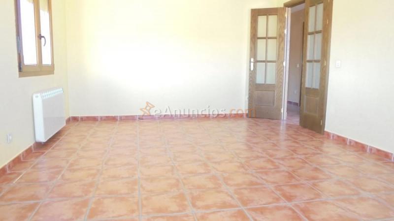 Adosado en venta en  Esquivias