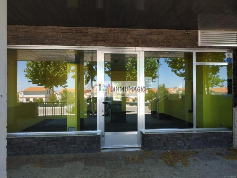 Local Comercial en alquiler en  Las Ventas de Retamosa