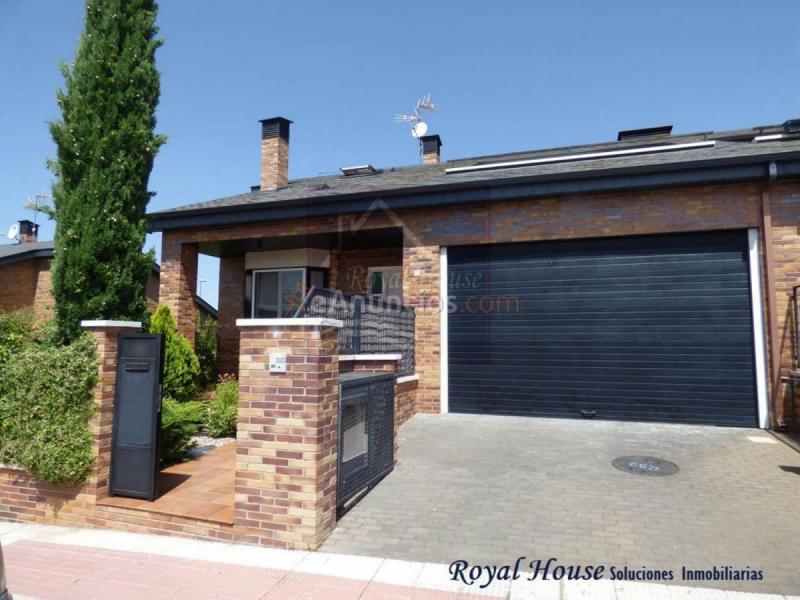 Casa en venta en  EMILIA PARDO BAZAN, Fontenebro - Altavista, Collado Villalba