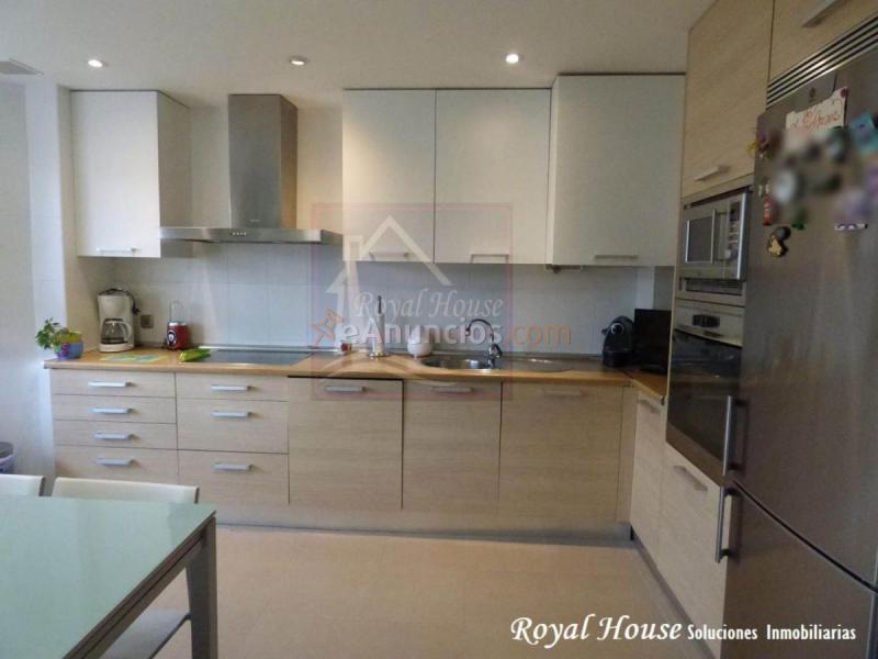 Casa en venta en  EMILIA PARDO BAZAN, Fontenebro - Altavista, Collado Villalba