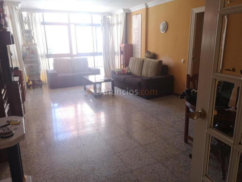 Apartamento en alquiler en Avenida Atabal, Puerto de la Torre, Málaga
