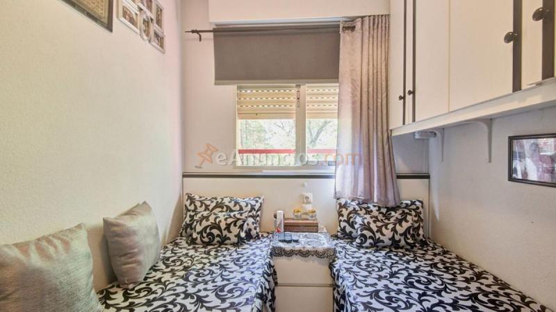 Apartamento en venta en  Puente de Vallecas, Madrid