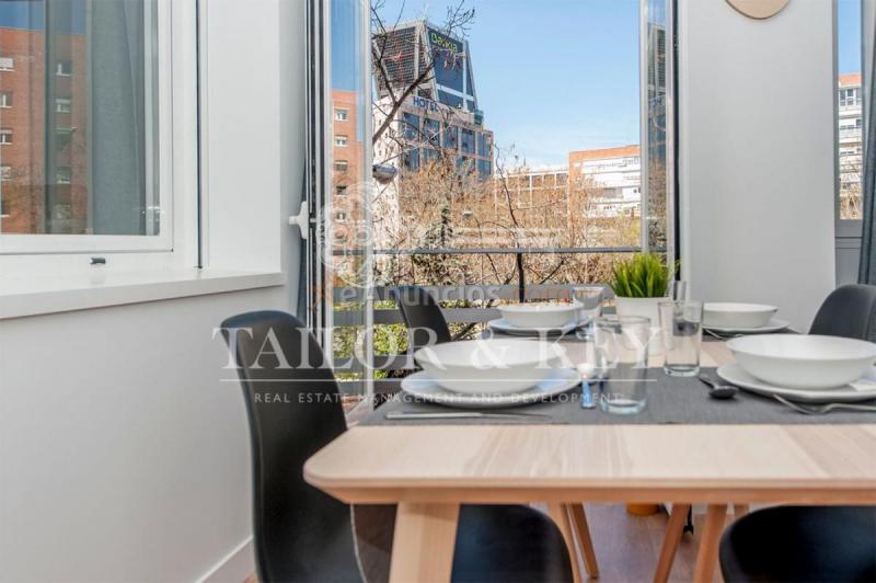 Apartamento en alquiler en Calle de Enrique Larreta, Chamartín, Madrid
