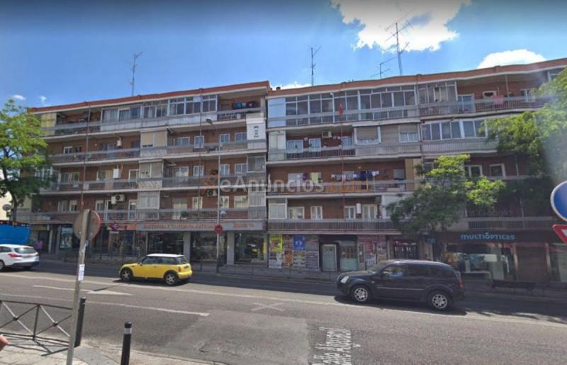 Local Comercial en venta en Avenida de la Albufera, Puente de Vallecas, Madrid