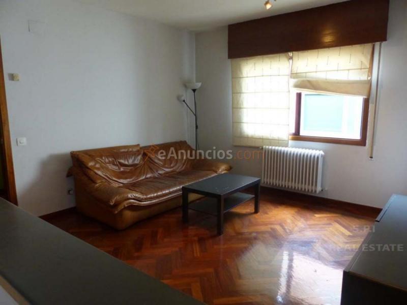 Apartamento en alquiler en Calle de Agastia, Ciudad Lineal, Madrid